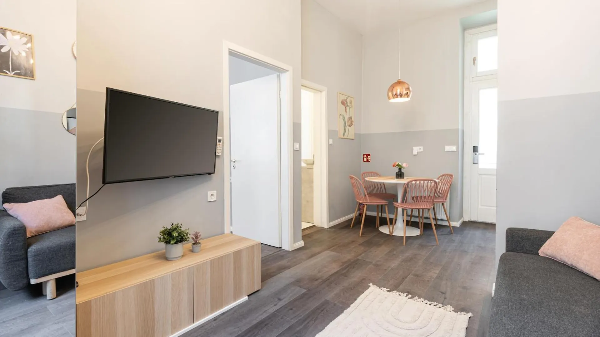 W33 - Prime Location - Comfortable Quality Apartments By Bqa Budapest 0*,  Hungary