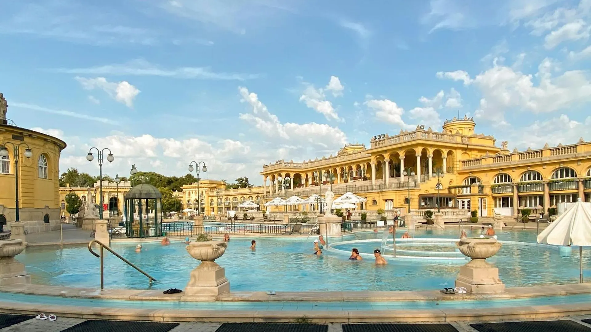 W33 - Prime Location - Comfortable Quality Apartments By Bqa Budapest 0*,  Hungary